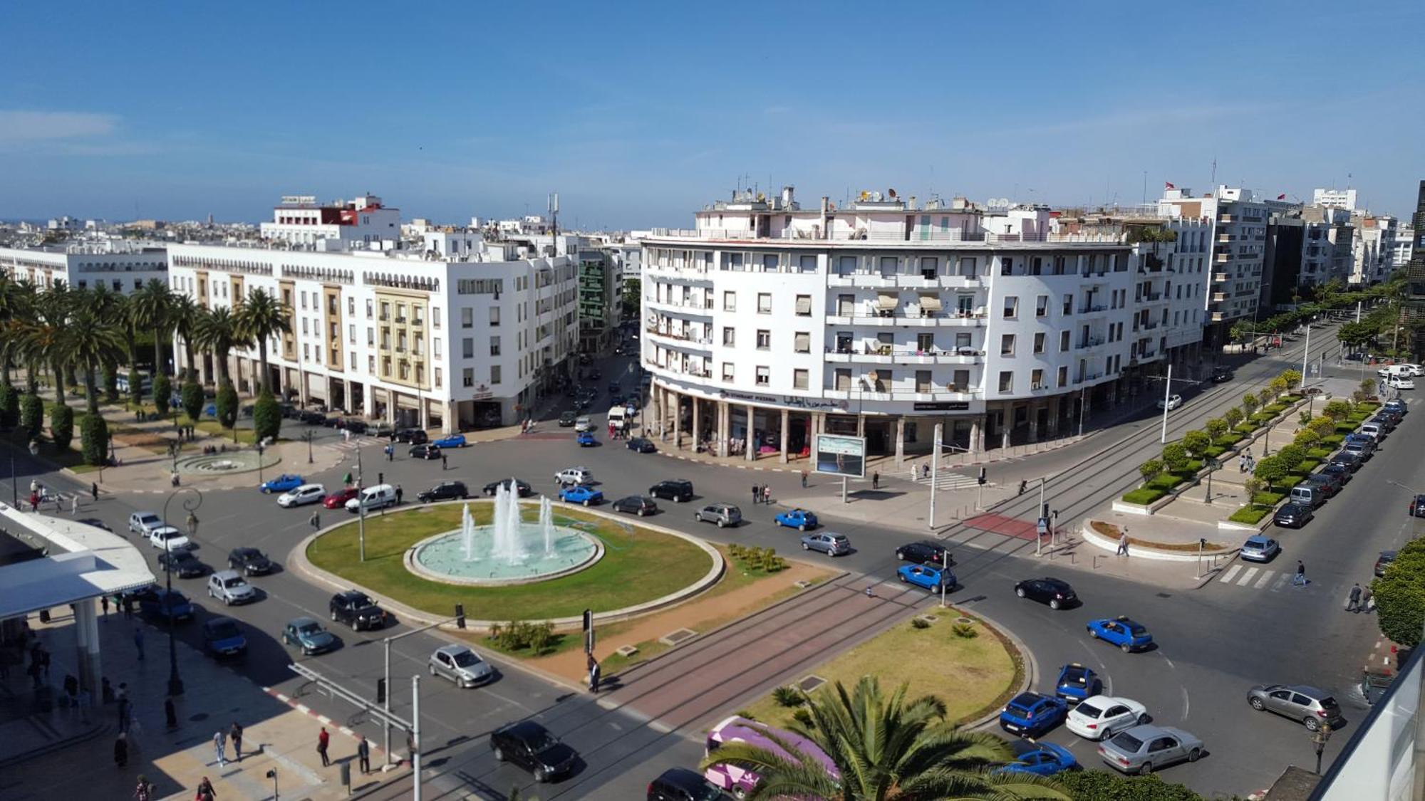 Appartement Agreable Avec 2 Tres Belles Terrasses Au Coeur De Rabat Exterior photo