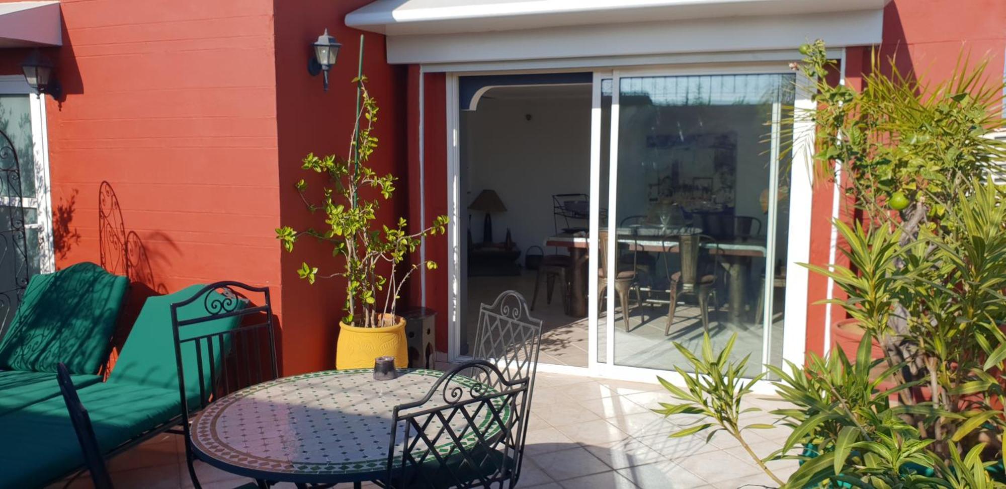Appartement Agreable Avec 2 Tres Belles Terrasses Au Coeur De Rabat Exterior photo