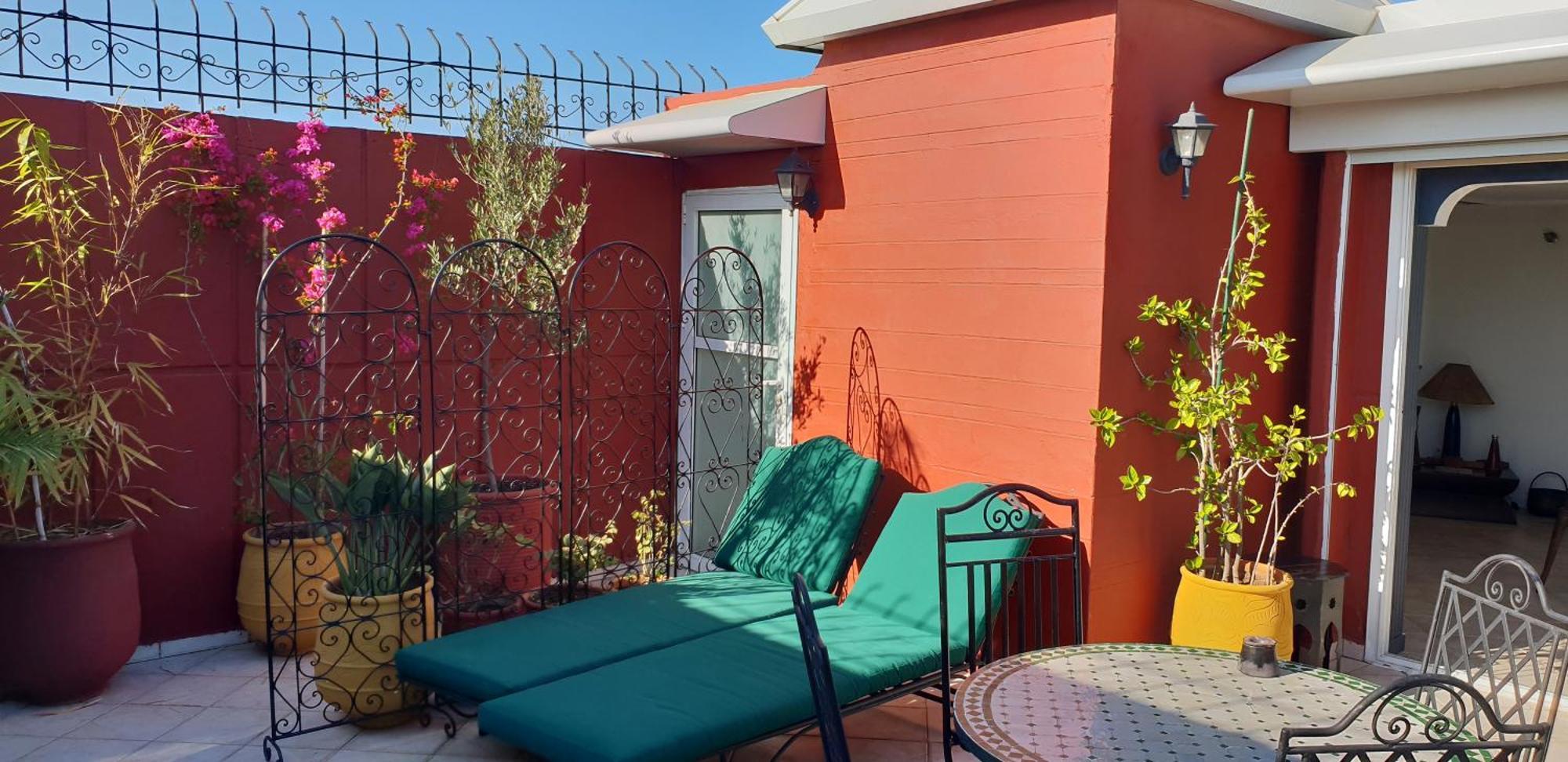 Appartement Agreable Avec 2 Tres Belles Terrasses Au Coeur De Rabat Exterior photo